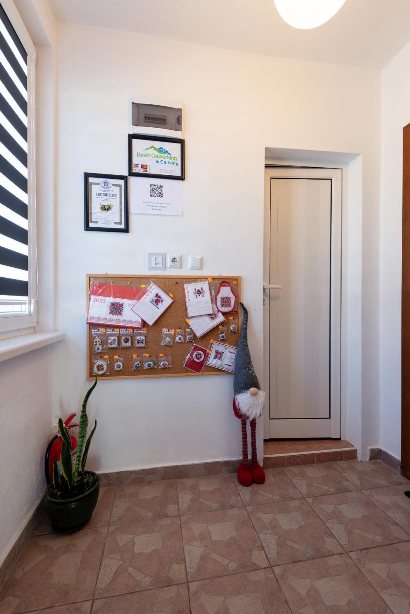 Devin Coworking & Coliving Apartment Екстериор снимка