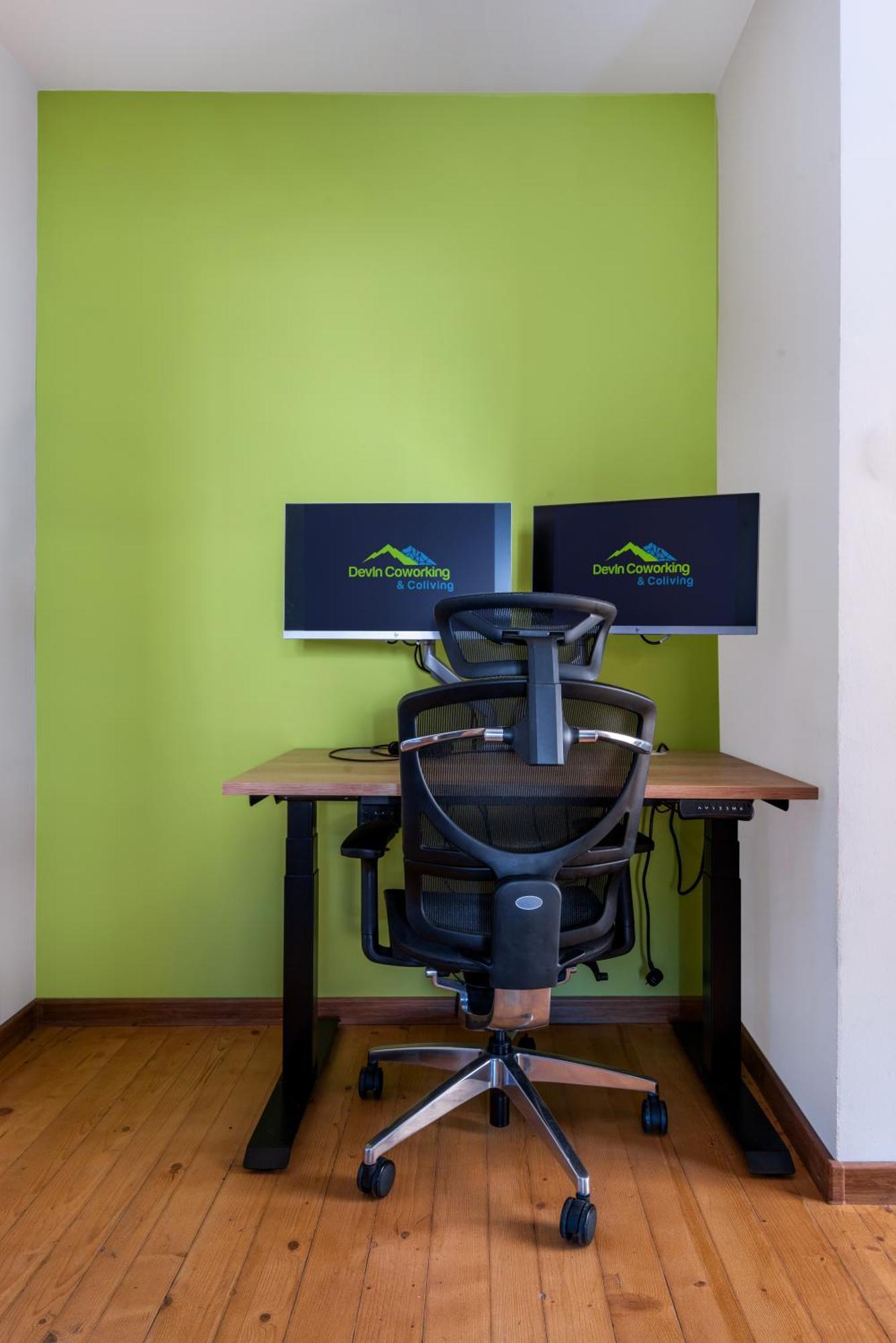 Devin Coworking & Coliving Apartment Екстериор снимка
