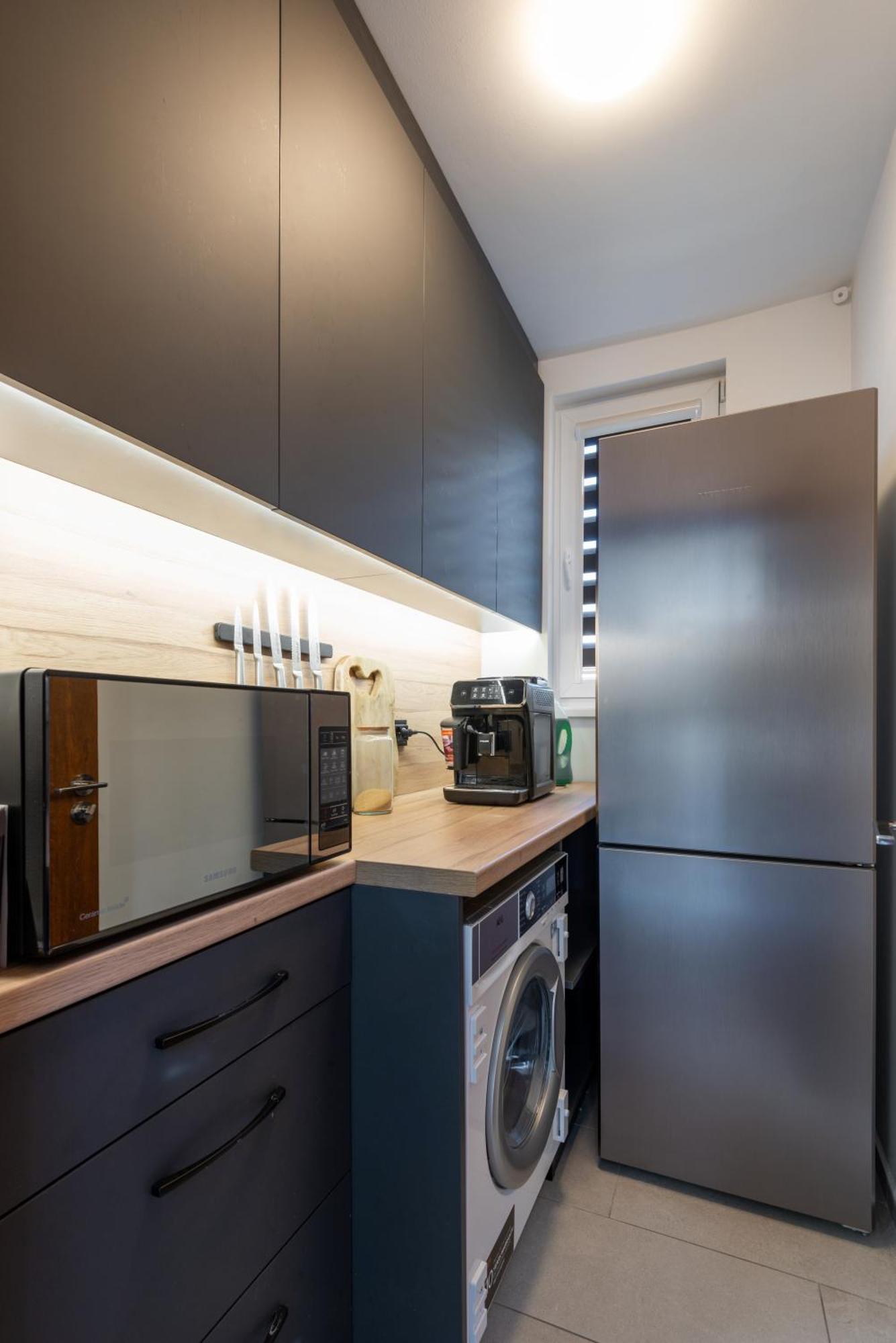 Devin Coworking & Coliving Apartment Екстериор снимка